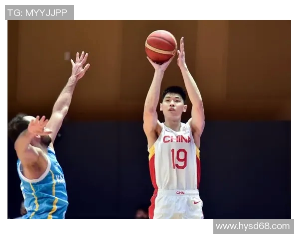 曾凡博的崛起之路：从青涩少年到篮球场上的新星